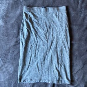 Basic grey pencil skirt